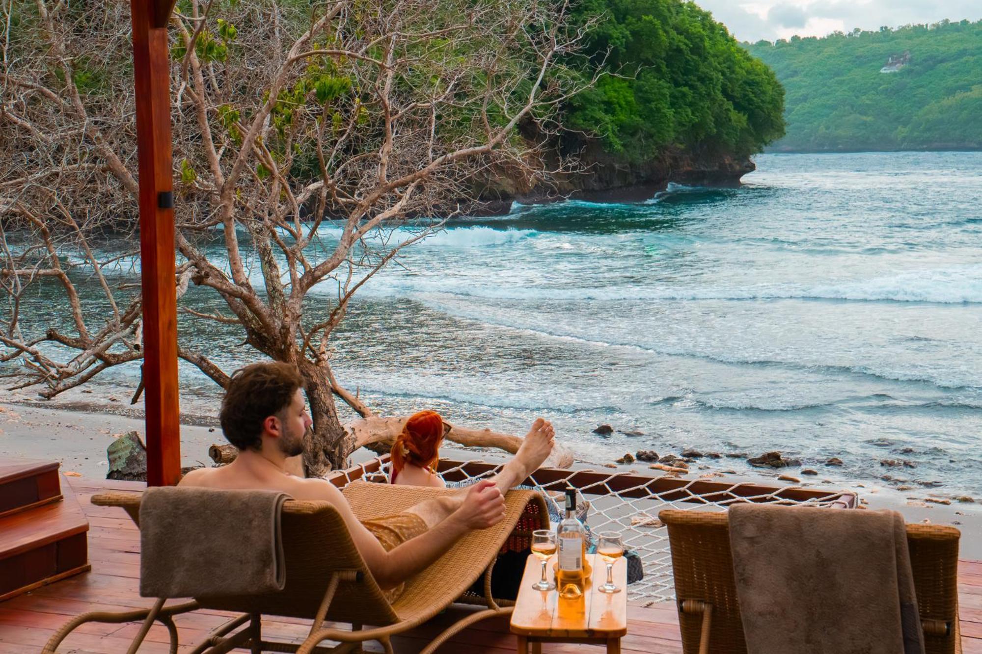 Beachfront Luxury Dome Villas - Gamat Bay Resort Нуса Пенида Экстерьер фото